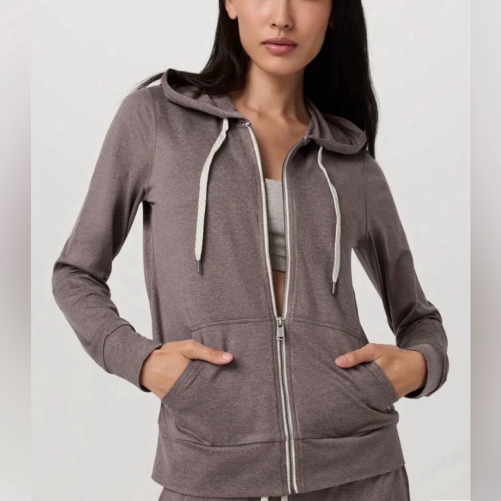 NWT Vuori Halo Performance Hoodie 2.0 - Picture 3 of 10